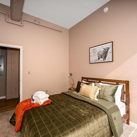 2 Bath Prkg+Gym+Sauna Perk Plaza +30 Day Cleveland Exterior photo